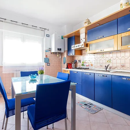 Cama Soul Apartment, Free Covered Parking On The * Lido di Ostia